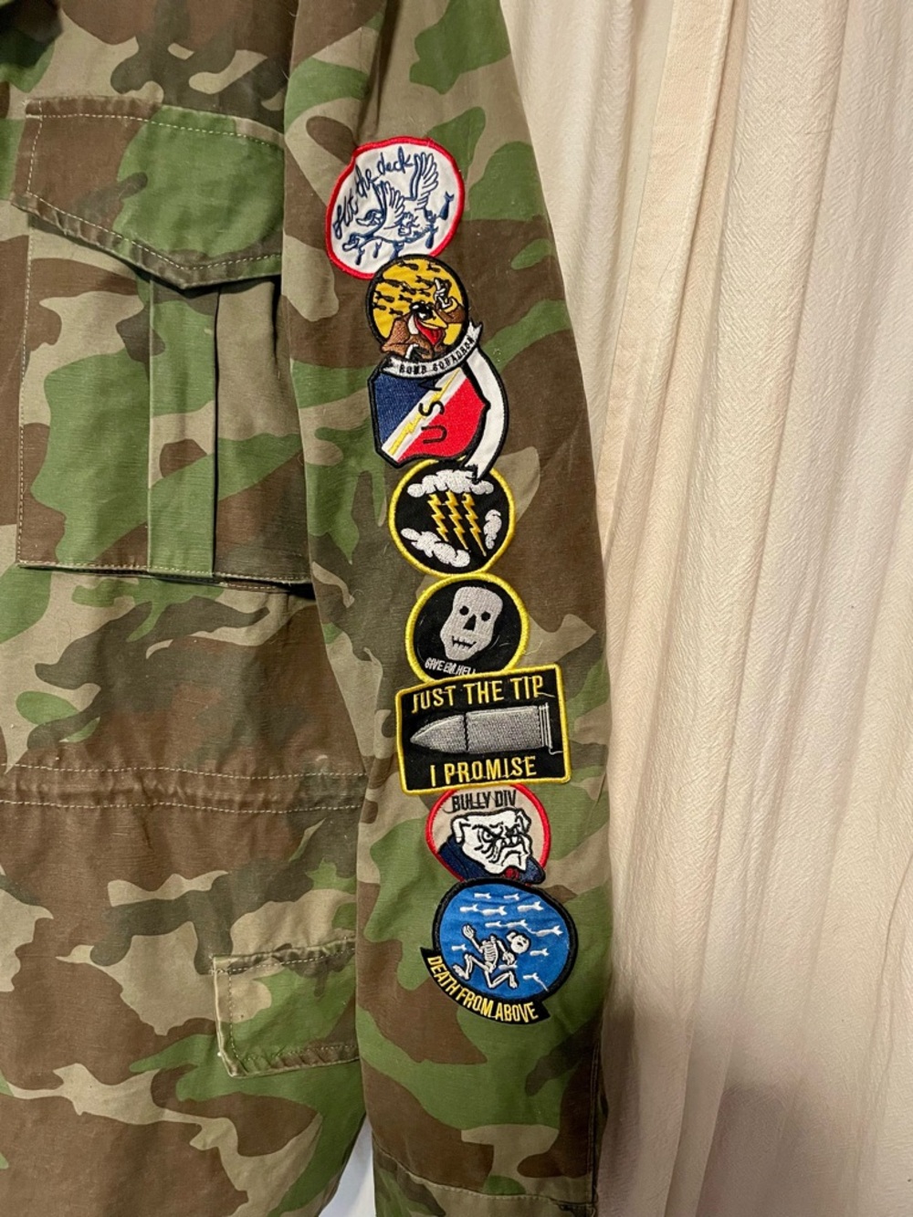 PacSun Women’s XL Camo Military Utility Jacket with Patches- EUC - Picture 2 of 9